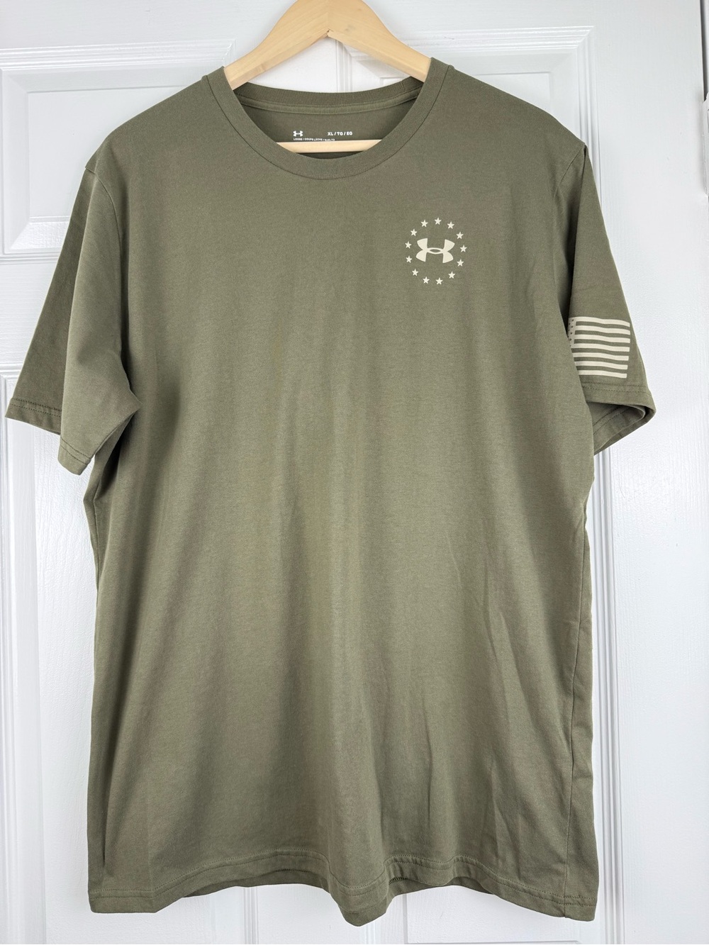 Under Armour Men's Olive Green Logo Flag T-Shirt XL Loose